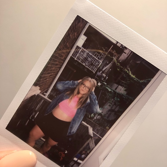 Meet your Posher, Deanna - Picture 1 of 1